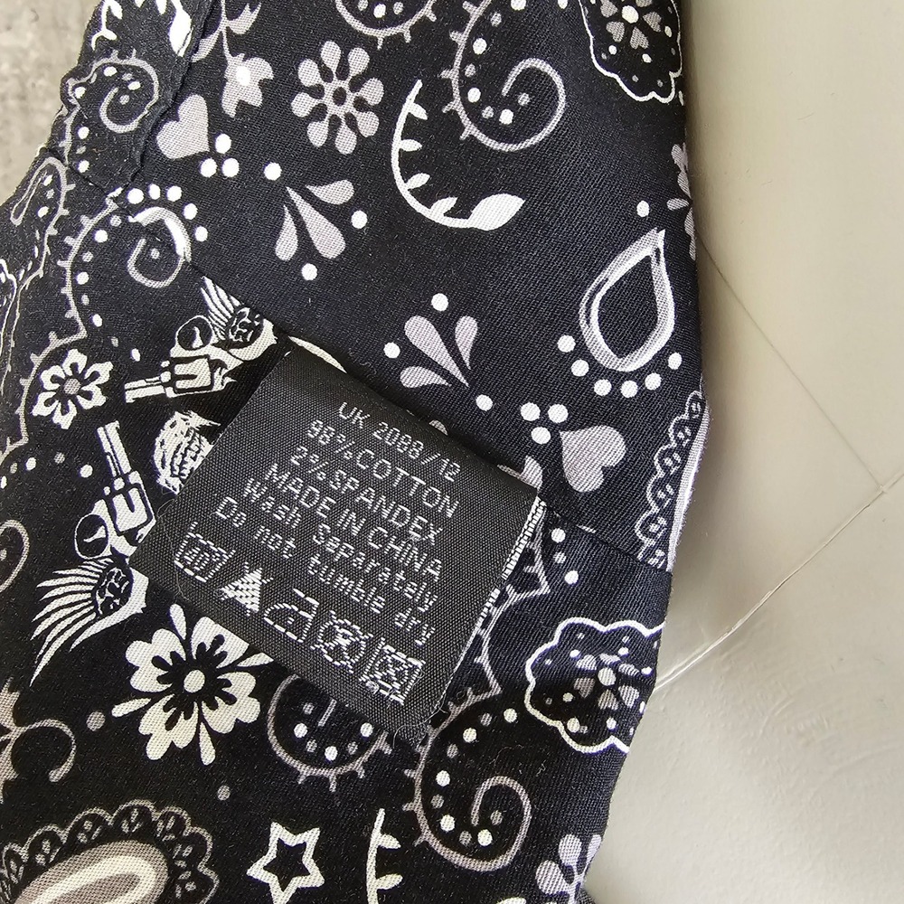 Hell Bunny Vixen Black Bandana Skull Print Button Front Dress – Women's Size XL - Picture 10 of 10